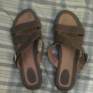 Born concept sandals